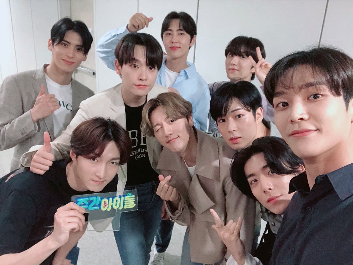 happy 5 years to my favorite boys 
#SF9_5th_Forever
