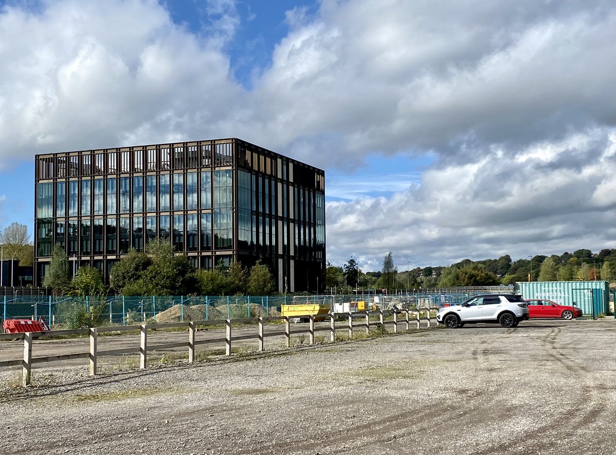 Today we start a pilot site operatives course @Daz99456787 @WYCColleges @WestYorkshireCA & ourselves have worked hard to design develop & deliver. it was magical to see it go live @KirkstallForge @ForgeYourFuture Filming by the brilliant team at @RAMFilmsUK #leeds #Construction