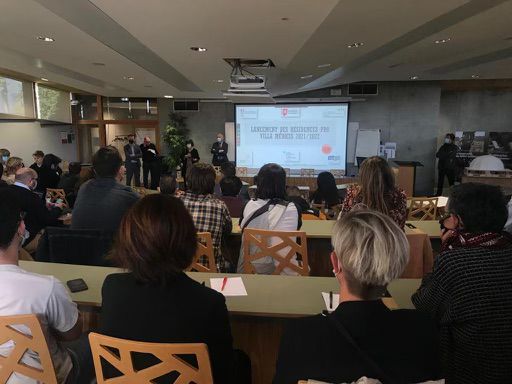 RANouvAquitaine's tweet photo. Lancement de la "Résidence Pro", un programme pédagogique inédit
300 #lycéens de la formation professionnelle de la filière forêt-bois🪵réalisent des chefs d’œuvre en s'inspirant de monuments de #Rome puis iront en mai en résidence à la @VillaMedicis 
↘️https://t.co/VoBMLdYlc8 https://t.co/JiRQb47aPb