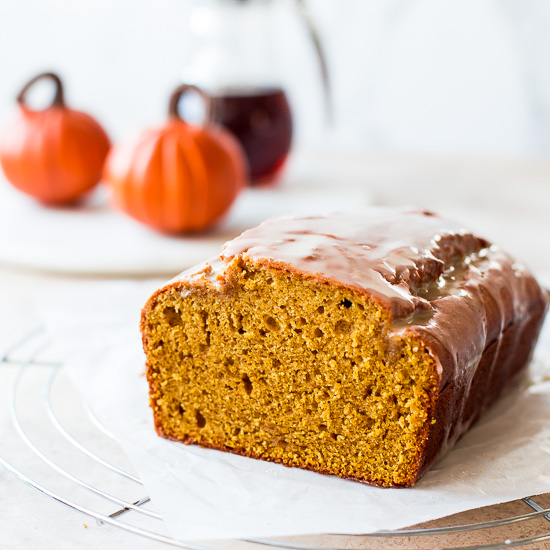 Delicious Maple Glazed Pumpkin Bread is just the ticket for fall! Moist cake that’s jam packed with pumpkin flavor and topped with a maple glaze that adds just enough sweetness to make this quick bread a family and friend favorite!
RECIPE: thebeachhousekitchen.com/maple-glazed-p…