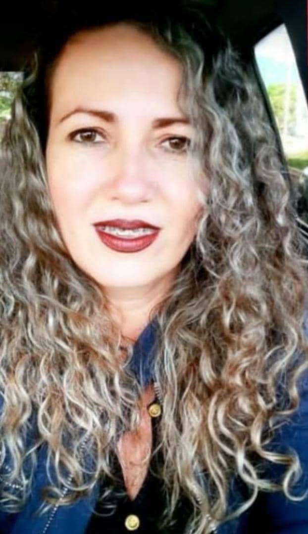 CDCETachira's tweet photo. Una mujer comprometida con la Revolución, la educación de calidad de nuestra muchachada y el bienestar social del pueblo tachirense, ella es @charlychaves 💕
¡Feliz Cumpleaños Jefa!
Te queremos ❤️🥰
#VacunaciónAbierta https://t.co/scNctqljAu