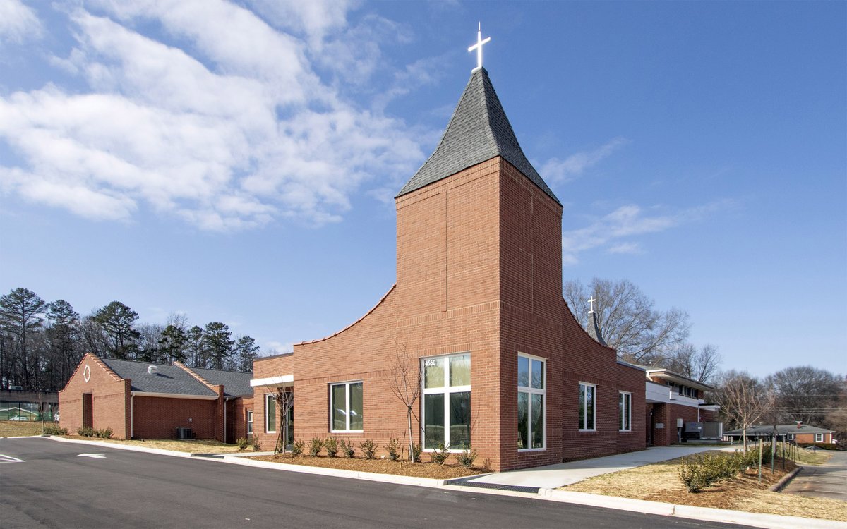 WGMDesignLLP's tweet photo. Happy #WorldArchitectureDay! Take a look at some of our completed work in 2021!

1) Wilson Student Center @WestchesterCDS
2) 901 Tuckaseegee Adaptive Re-Use @trinityprtnrs
3) Harrisburg UMC @WorshipGrowLove
4) Office &amp; Manufacturing Facility @REMBE_GMBH 
https://t.co/4NE4egliT2 https://t.co/Zplhx53xNw