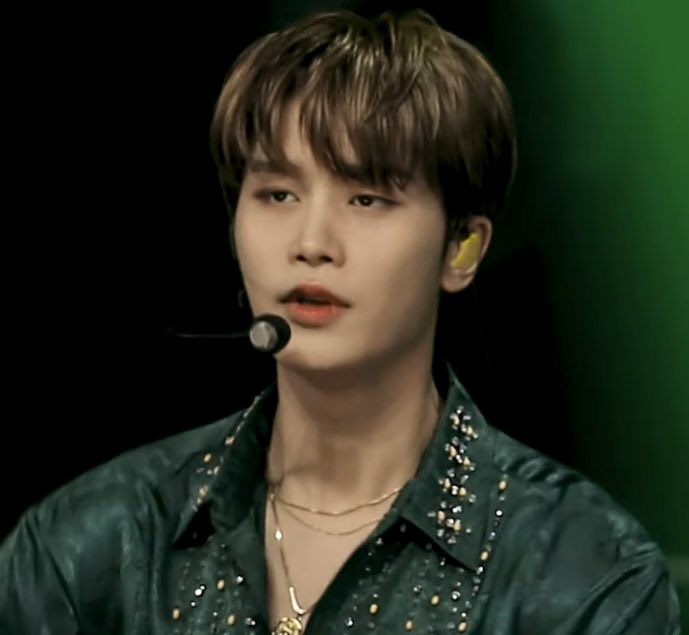 taeilofnct's tweet photo. nct's MAIN VOCALIST is a VISUAL https://t.co/PsJRNw3NvJ