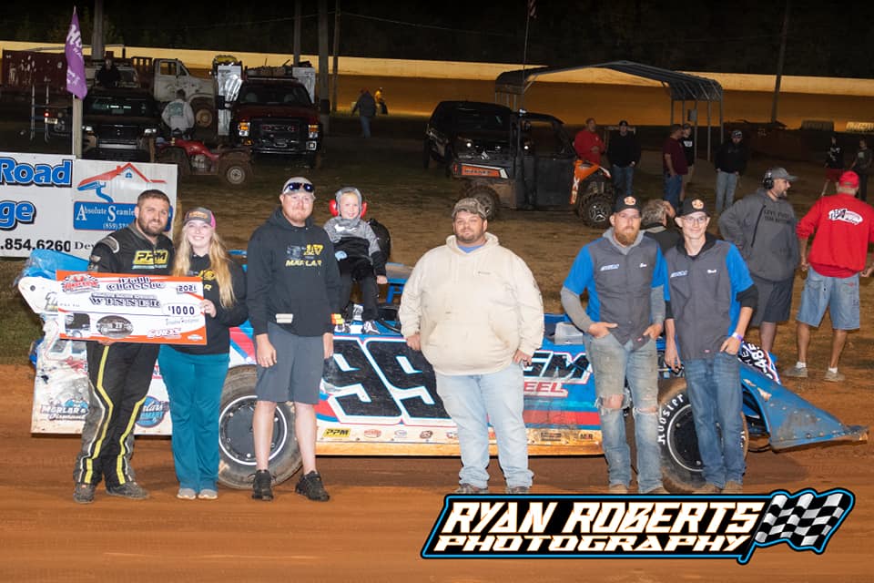 Rocket_Chassis's tweet photo. Congratulations to Camaron Marlar on his weekend sweep at Ponderosa Speedway and Lake Cumberland Speedway!! ๐ฅ๐๐#OrderRocketToday #RocketsStrikeAgain #XRWon https://t.co/h1sIvmrpK3