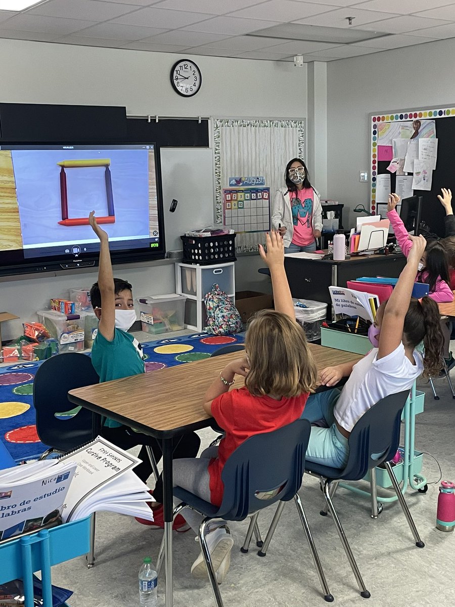 Trying out <a href="/gfletchy/">Graham Fletcher</a> fact fluency kits. Kicking off our day with Image talks around 2nd grade. <a href="/McNair_DISD/">McNair Elementary</a> <a href="/dentonisd/">Denton ISD</a> Love hearing these bilingual students use strong mathematical descriptive words to describe the images.