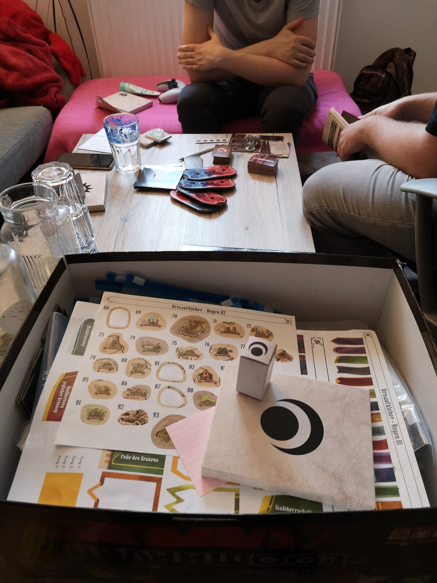 MallothRha's tweet photo. Heute 18 Uhr gibt es nen ganz besonderen #livestream mit dem Spiel #gloomhaven!
Also schaut vorbei und lasst euch unterhalten!
#tabletop #boardgame #twitch #twitchtv #streamer #TwitchDE https://t.co/nzbMLo2S8I