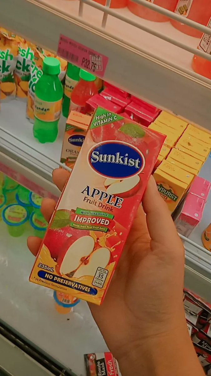 a_dawnsk's tweet photo. SUNKIST LAYAG 🚢 🚣🙉🙈

@ENHYPEN_members https://t.co/mCjgGpFDvd