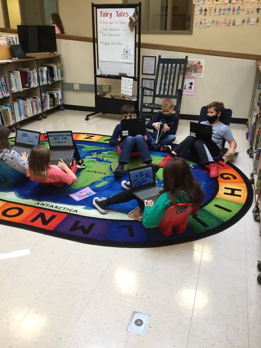 MrAlbertSES's tweet photo. A variety of activities being offered in the learning hub #ppsedtech #MondayMotivation #masscue #flexibleworking https://t.co/NNdQJWwpsg