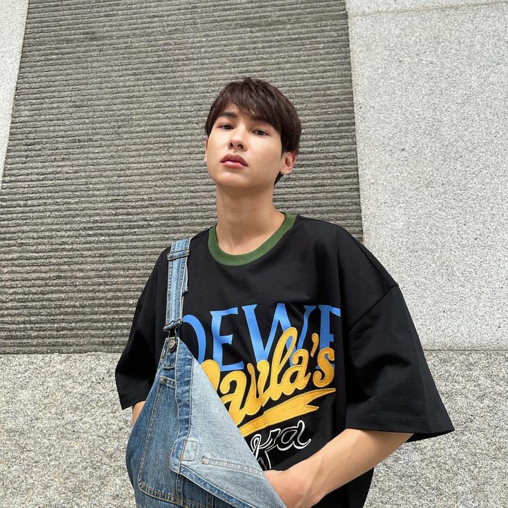 NotiBLOficial's tweet photo. 🗓04 OCTUBRE en TAILANDIA🗓
#GunAtthaphan quien interpretó a Third en #TheoryOfLove cumple 28 años.😍😍
Latinoamérica y todos los fans de habla HISPANA le desean un Feliz Cumpleaños 🥳🎂🥳
#BL #NotiBL #ATp28thLoveInfinity https://t.co/ZVVsMPBq8j