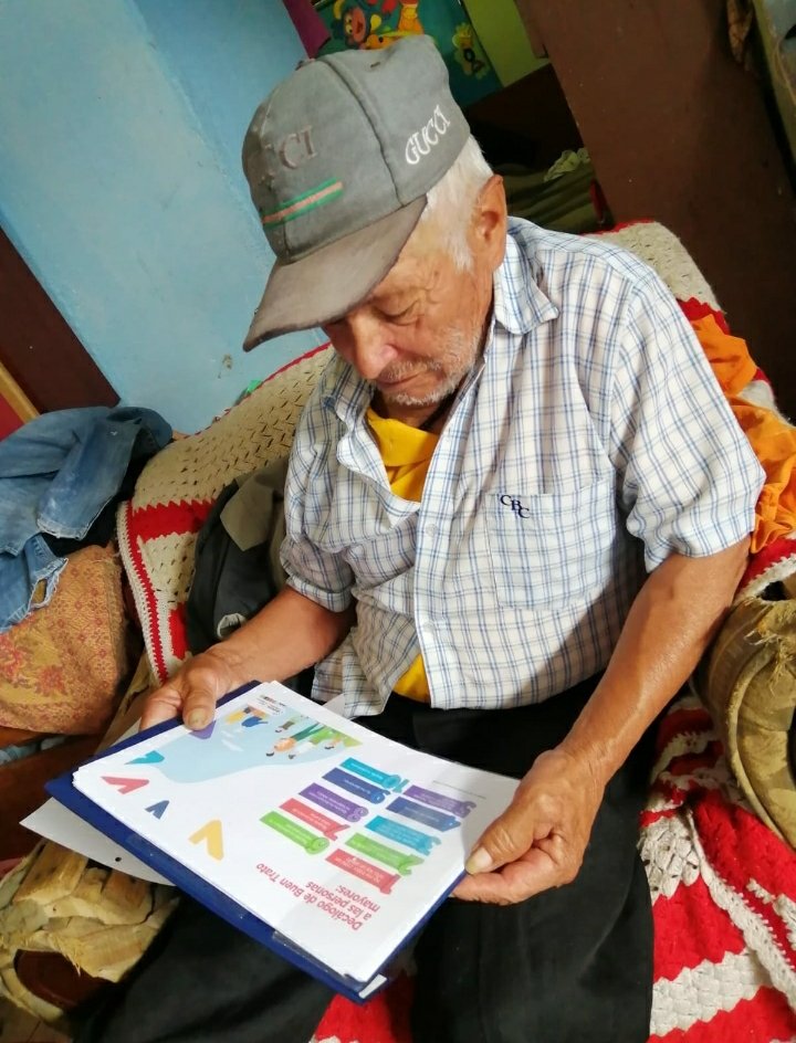 FECODES's tweet photo. #ChavezPamba👵🧓En el marco del Día Internacional del #AdultoMayor el personal técnico de #Fecodes realizaron varias actividades promoviendo espacios lúdicos.
Seguimos cambiando vidas seguimos #DejandoHuella🇪🇨 Gracias Totales Equipo https://t.co/Dc5fdHkMg1