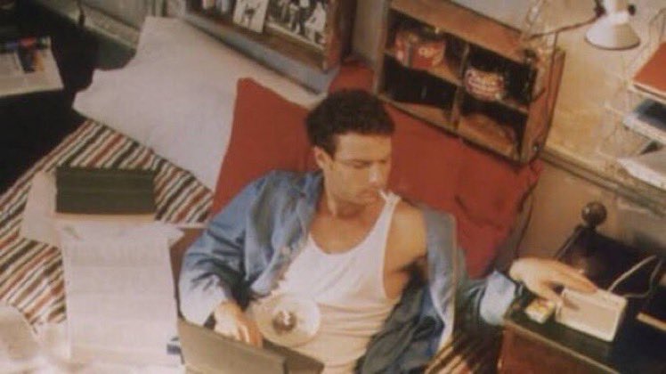 Happy birthday Liev Schreiber. I do miss indie comedies such as Denise calls up. 