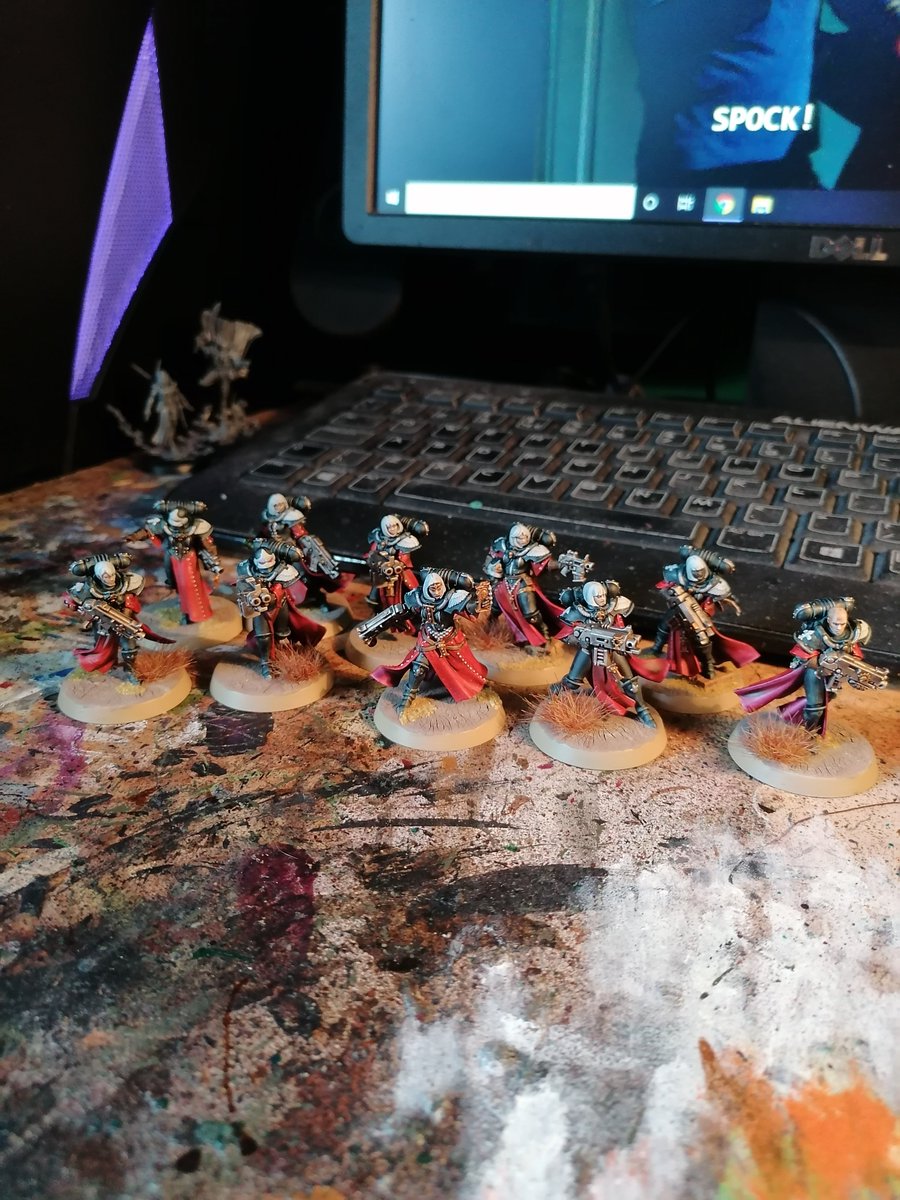 timus666's tweet image. Some #sistersofbattle on the go too.