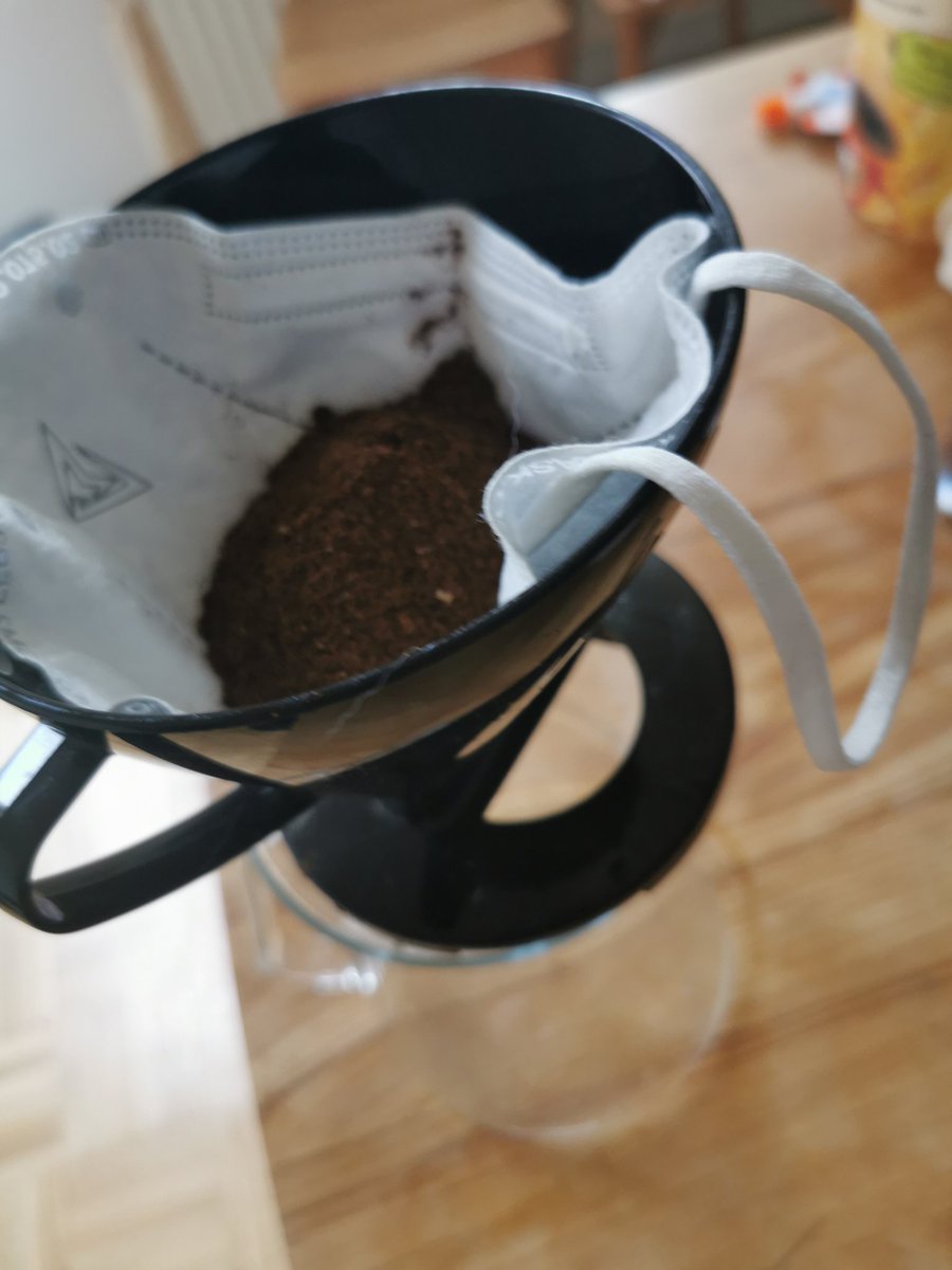 Als ☕Filter nicht verwendbar... Zu dicht..... Täglich tragen Kinder und Erwachsene diese Maske.... Gefährdet das unsere Gesundheit?