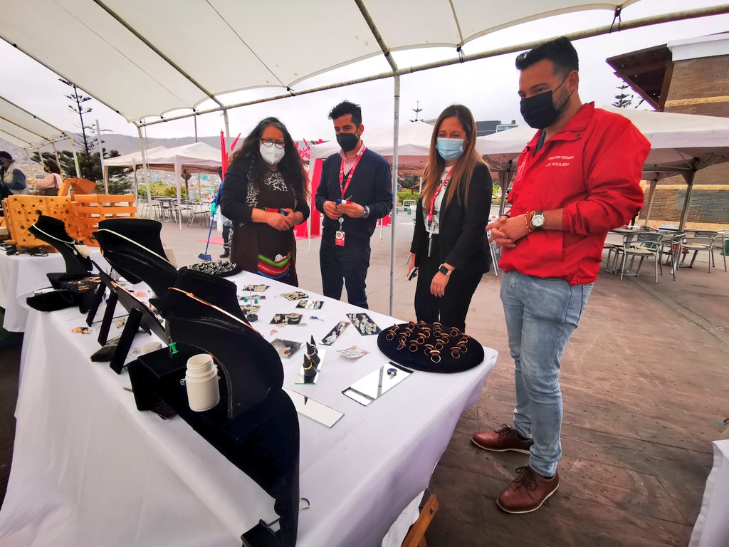 Fosis_Antof's tweet photo. Desde hoy y hasta el domingo 10 de  octubre junto a 8 emprendedores/as de #Antofagasta gracias a la colaboración de @MallplazaCL quienes ponen a disposición espacios de comercialización a nuestros usuarios y usarías https://t.co/98eUmklUDk