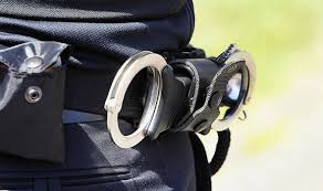 MPSHaringey's tweet photo. #ARREST
A 17 year old male has been arrested in the #TurnpikeLane area by #OpTaipan officers and charged with possession with intent to supply class B #drugs
We are conducting #OpRook to reduce drugs, violence and anti-social behaviour. https://t.co/DXFZbIGl9m