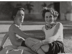 TheDali's tweet photo. #LeeMiller's photos reflect the artistic circles she frequented, especially the surrealists. Among her friends were Leonora Carrington and Max Ernst, Man Ray and Roland Penrose, and Dalí and Gala. #TheDali #SheIsLee
https://t.co/6L1XuOL6yI https://t.co/84PLrMIdjD