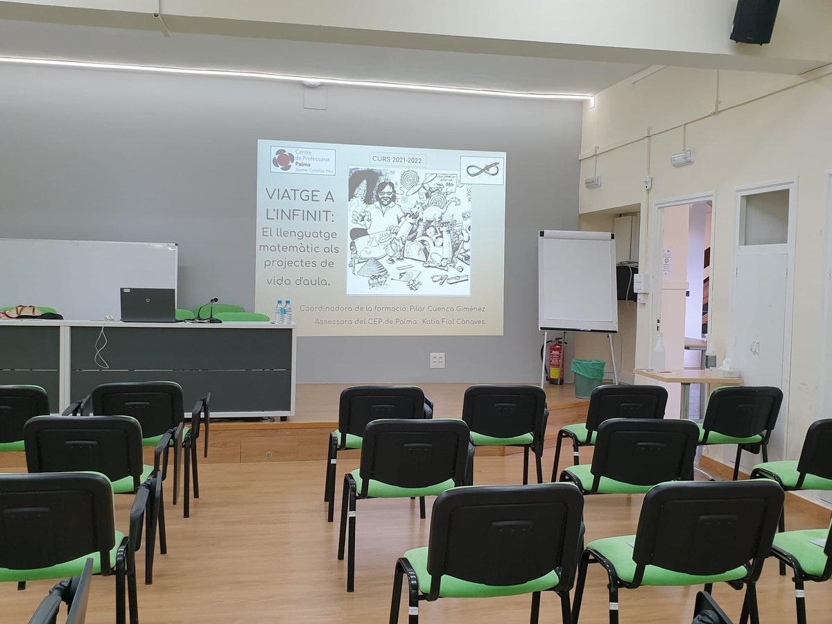ceppalma's tweet photo. A punt d'enlairar el Viatge a l'infinit curs 2021-2022 🚀🚀🚀 https://t.co/juZngdVH92
