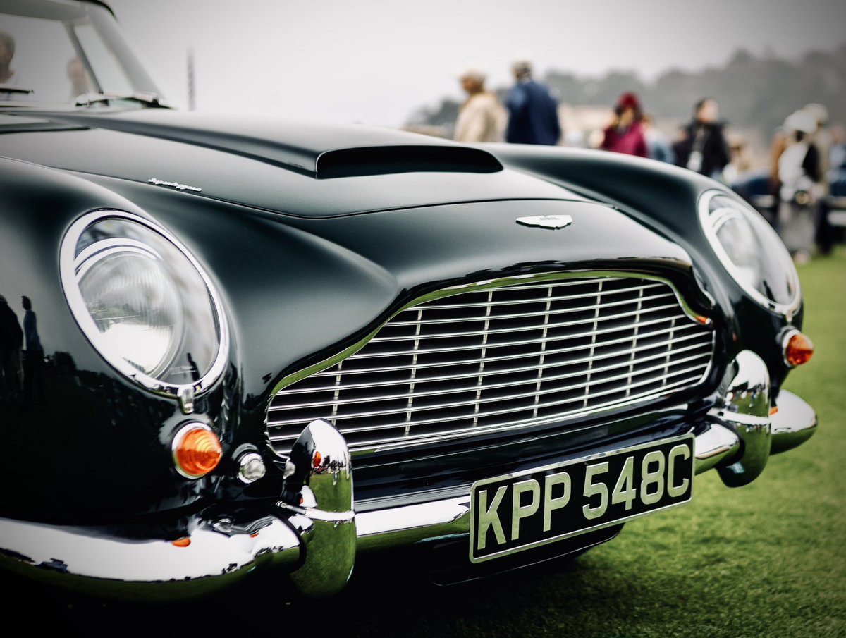 Aston Martin Monday-

#astonmartin #astonmartinmonday #classiccar #classic #vintagecar #motoring #drivetastefully #britishexcellence #britishcar #bond007 #pebblebeachconcours #carweek #mondaythoughts