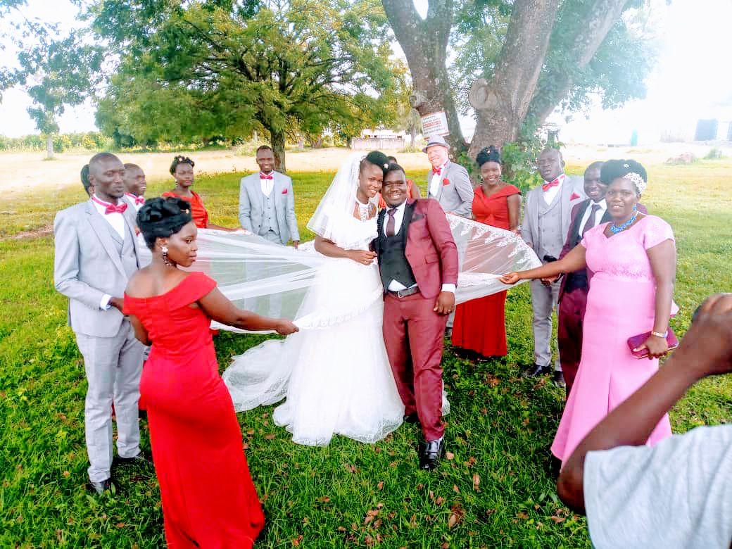 danielog2012's tweet image. God I bless you for the far