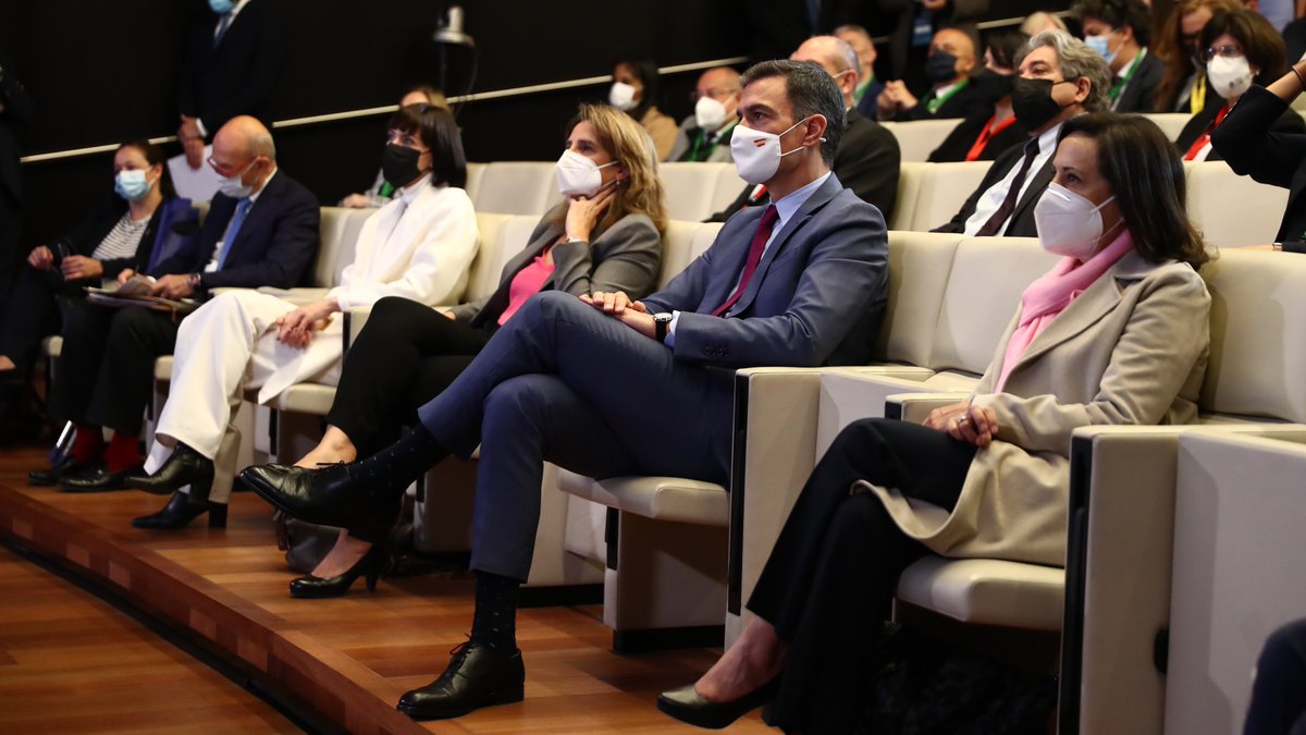 DianaMorantR's tweet image. 🇦🇶 30 años después del #ProtocolodeMadrid, seguimos comprometidos con la protección de la Antártida. Para ello, la ciencia es la mejor aliada. 

España cuenta con dos bases de investigación en el continente helado que cada año acogen al personal de las campañas científicas.