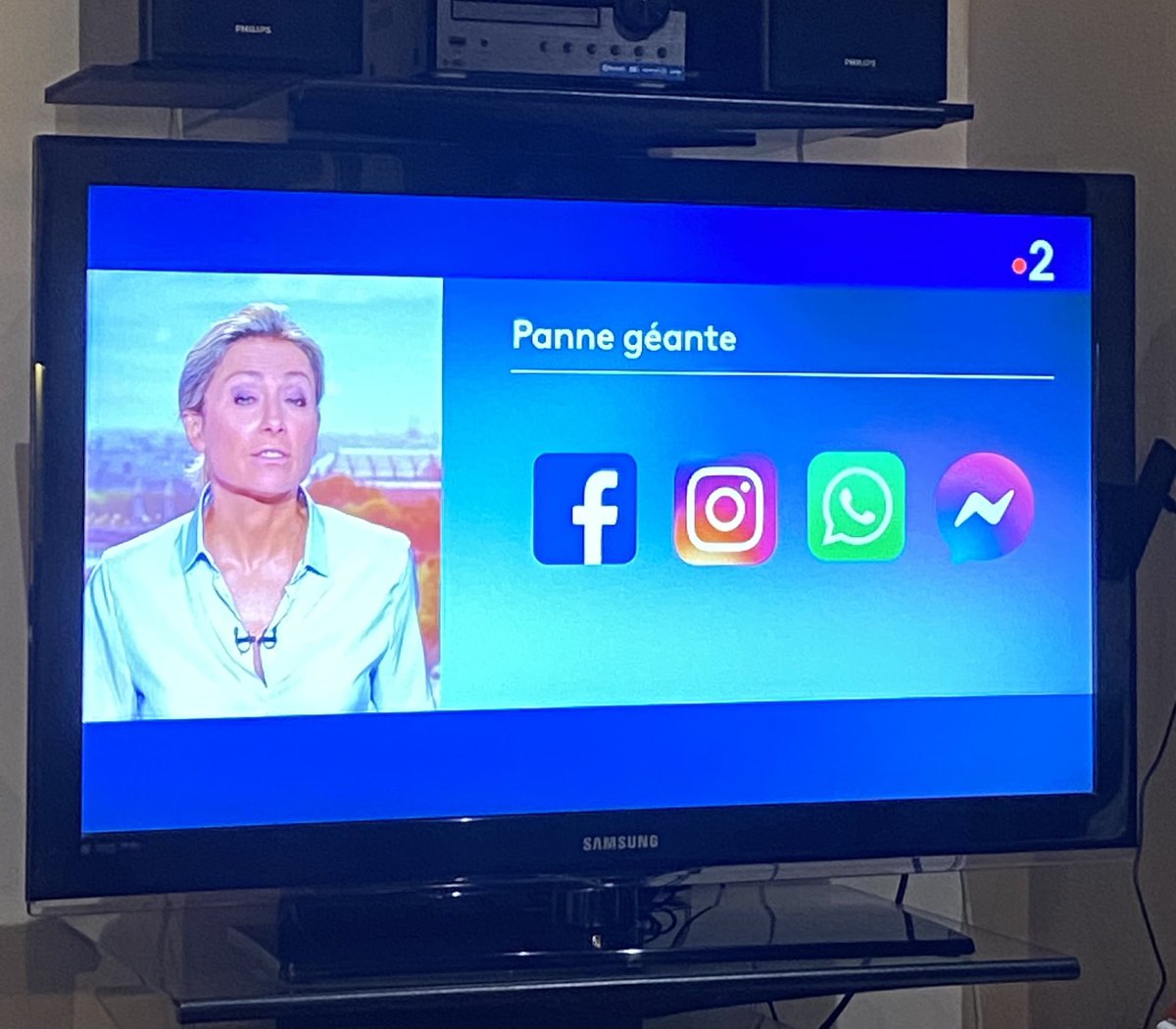 ambxyb's tweet photo. Il s’agirait de doser #instagramdown #facebookdown #whatsappdown #Messengerdown https://t.co/wW1RnP1nZi