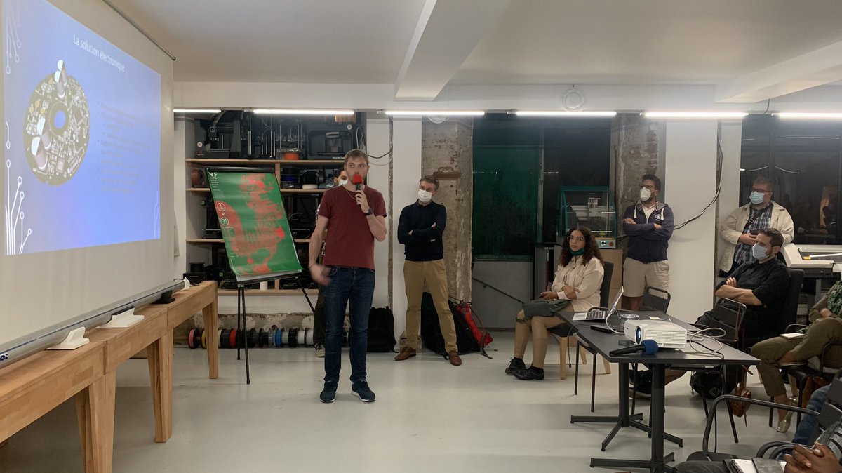 Maker News Europe tweet media