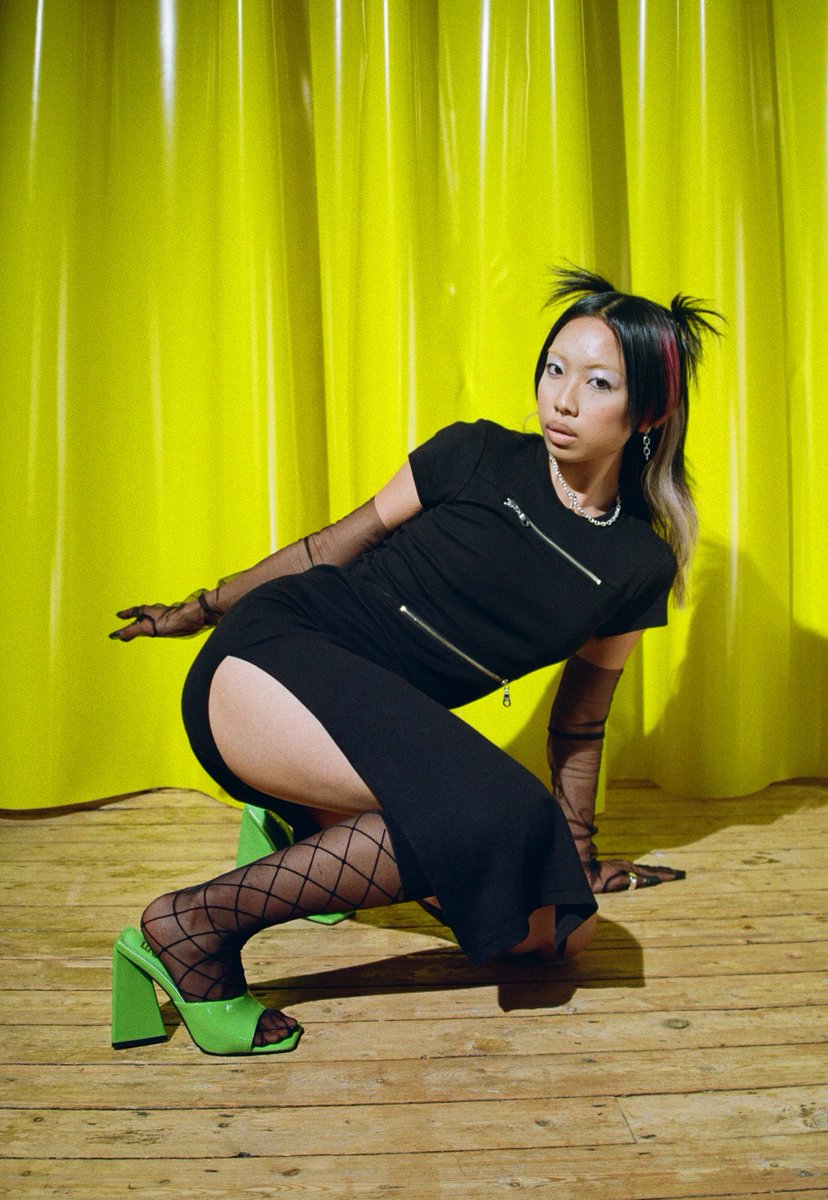 Well since Instagram's down, we thought we'd try coming on here for the first time in 3 years... New drop now live theraggedpriest.com/collections/dr…