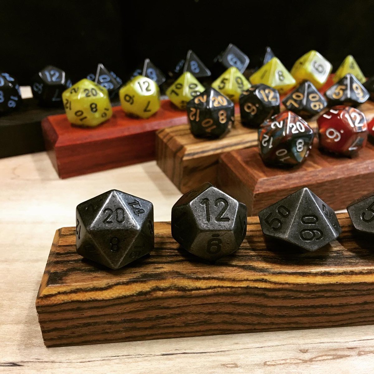 stephenswworks's tweet photo. Finishing up a small batch of dice display sticks tonight. They are up on Etsy now. Mostly exotics. #dice #dicegoblin #dnd #ttrpg #dicedisplay https://t.co/hDW8MU8Eiv