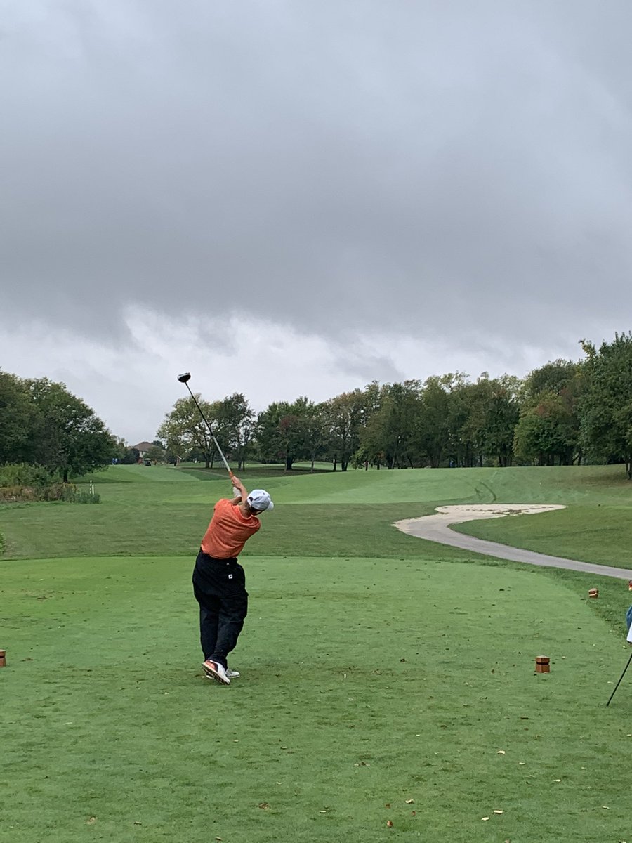 IronmenGolf's tweet photo. Good day for @IHSA_IL Sectional golf!
#IronPride https://t.co/2Sp3c8vY3c