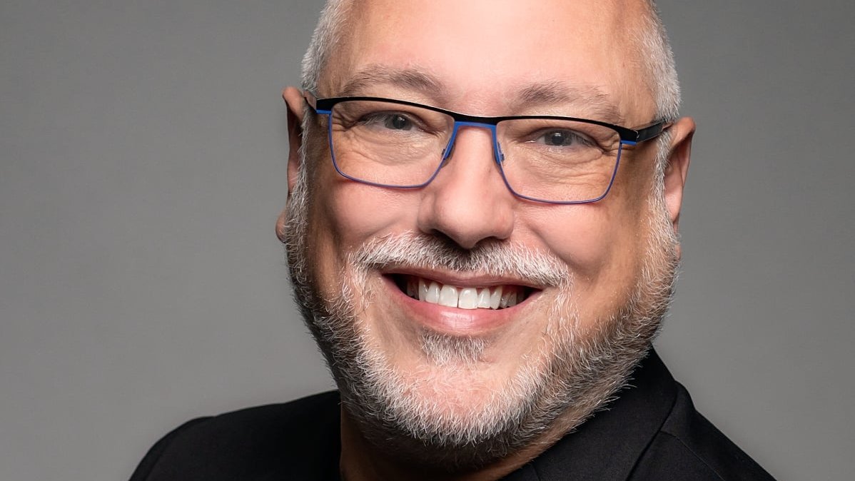 Le 1er octobre, Michel Vallée a officiellement rejoint l'équipe de Culture pour tous en tant que président-directeur général de l'organisme et succède à Louise Sicuro.

Bienvenue dans notre belle équipe, Michel!

📷 L'Art de Capter par Josiane Farand