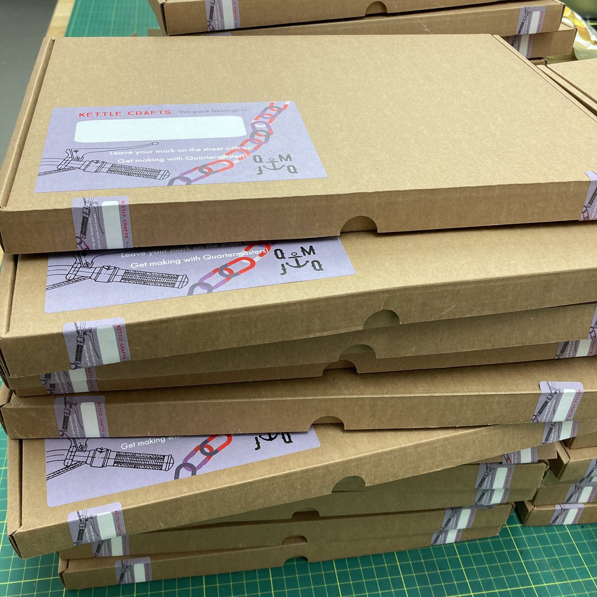 QTRMSTRS's tweet photo. Just delivered #kettlecraft kits for year 7 students @COREJQAcademy contents inspired by #albionstreet every year 7 student will learn, make and experience some of the heritage of the street. ☺️ @JQTHproject @JQBID @MyJQ @barton_jw https://t.co/gV14n59j4l