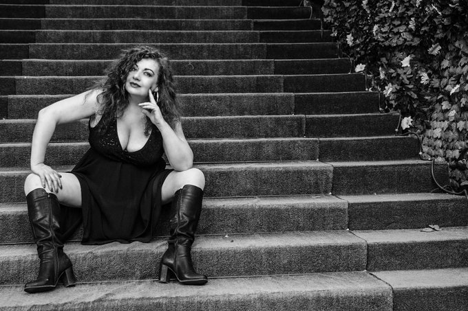 Miei carissimi amici vi mando un grande bacio e vi aspetto su  https://t.co/wTXZjUBbQu  #star #curvy<a href="/tag/model"class="tags"><span>#model</span></a><a href="/tag/actress"class="tags"><span>#actress</span></a><a href="/tag/curvy"class="tags"><span>#curvy</span></a><a href="/tag/hot"class="tags"><span>#hot</span></a><a href="/tag/film"class="tags"><span>#film</span></a><a href="/tag/movie"class="tags"><span>#movie</span></a><a href="/tag/star"class="tags"><span>#star</span></a>