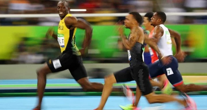 #WhatsApp ne olduğunu anlamak için Twitter hesabıma koşuyorum