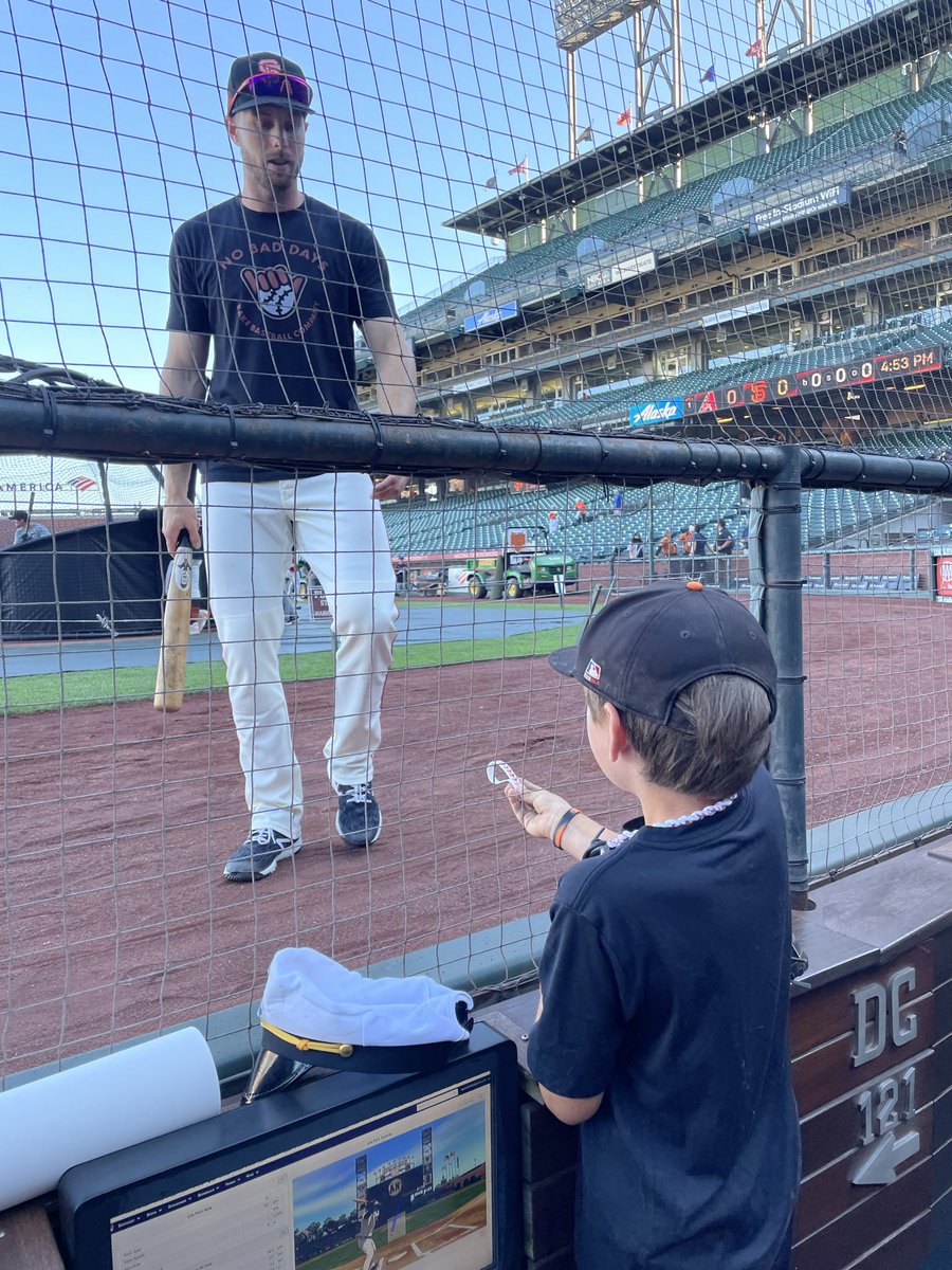 MiniPence's tweet photo. I gave Austin Slater one of my lucky wristbands on Thursday and he went 3-3 with 3 runs scored! He didn’t play on Friday. Then he pinch hit on Sat and hit a homerun! So cool that I was a very small part of an exciting weekend! Go @SFGiants ! https://t.co/blHh4ztKe1