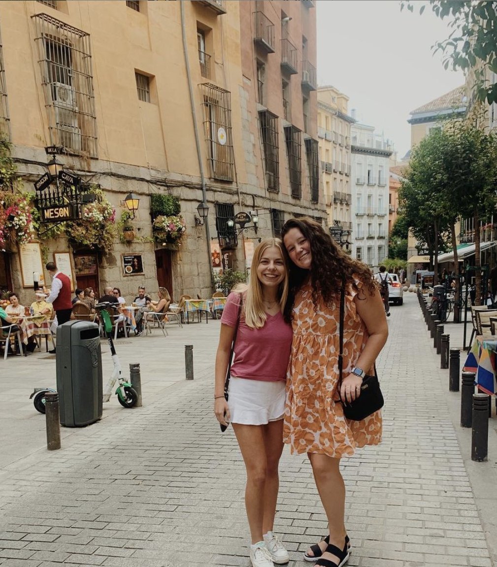 CalPolyAbroad's tweet photo. Study abroad in Spain!🌎
📸@ marissa_lynn14 on instagram https://t.co/4N3gOm8fpx