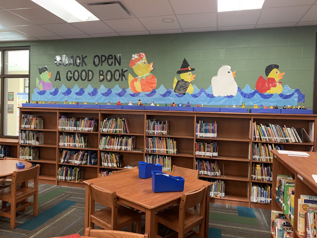 librarymarydunn's tweet photo. We’re ready for October and costumes and scary books in the Smith Spring library. Are you? #mnpslibhack https://t.co/V8KmNTQrzs