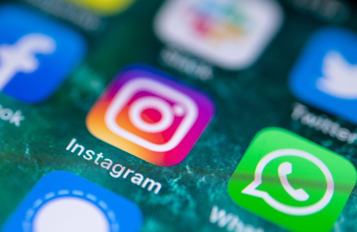 elnoticiero_6's tweet photo. #LoÚltimo | Usuarios en Twitter y Telegram reportaron la caída de las plataformas WhatsApp, Facebook e Instagram. Hasta el momento no se puede acceder ni realizar actividades en alguna de estas redes sociales. https://t.co/PdMpMU0Edo