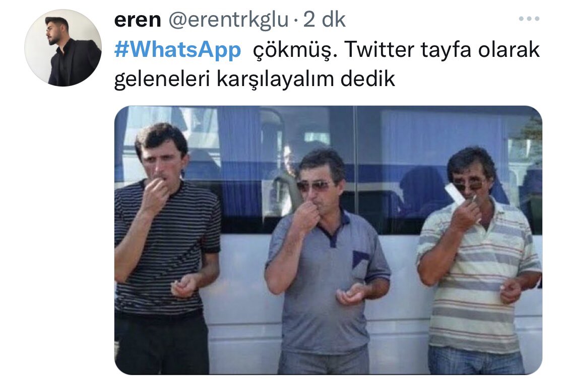 Geleneksel #WhatsApp çöküş twitleri… (atmayın artık yeter amk)