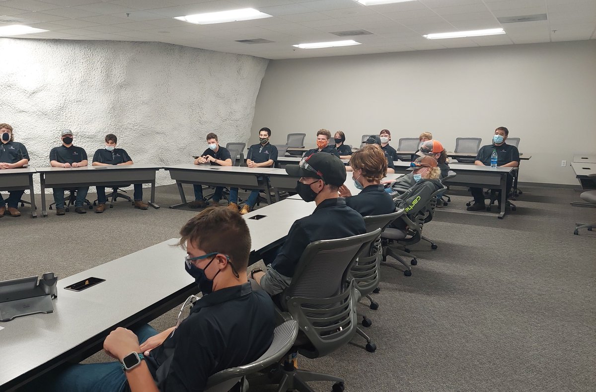 For Manufacturing Day on Friday, @AttendKCTech at NCC students joined by one of our Heating, Cooling & Climate Control students, attended @AAONHVAC for a tour! #NCCRocks #MFGDay21