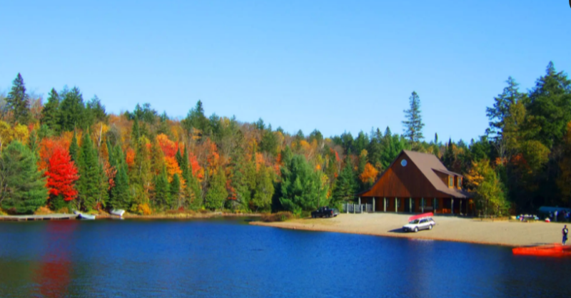 brillcomm's tweet photo. Spend the weekend exploring these beautiful Fall destinations thanks to @BlogTo 🍂
