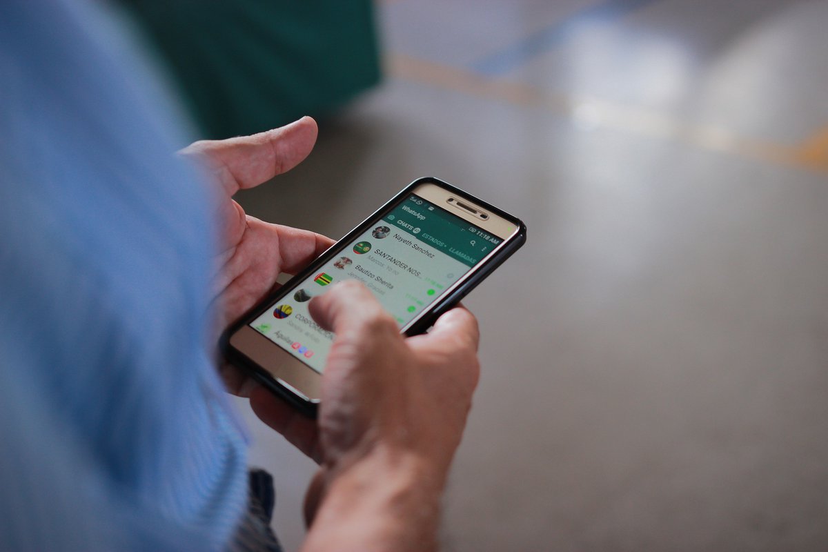 RTLnieuws's tweet photo. Whatsapp, Facebook, Instagram onbereikbaar door storing https://t.co/Sz7V5FpEGa https://t.co/MQO5pMVCg6