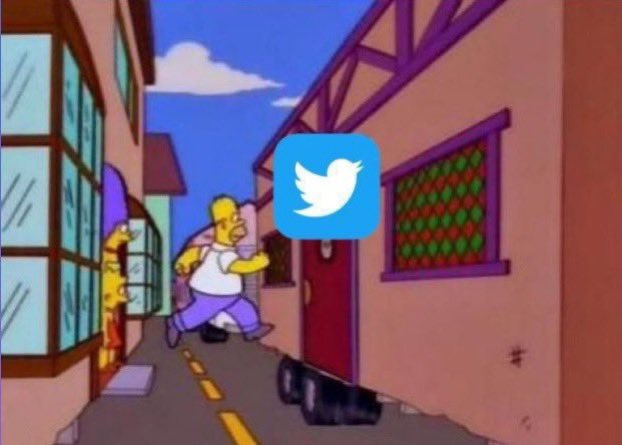 cezy_pryra's tweet photo. Yo automáticamente, después de no poder entrar a Facebook, Instagram ni WhatsApp https://t.co/wOZD94JIxV