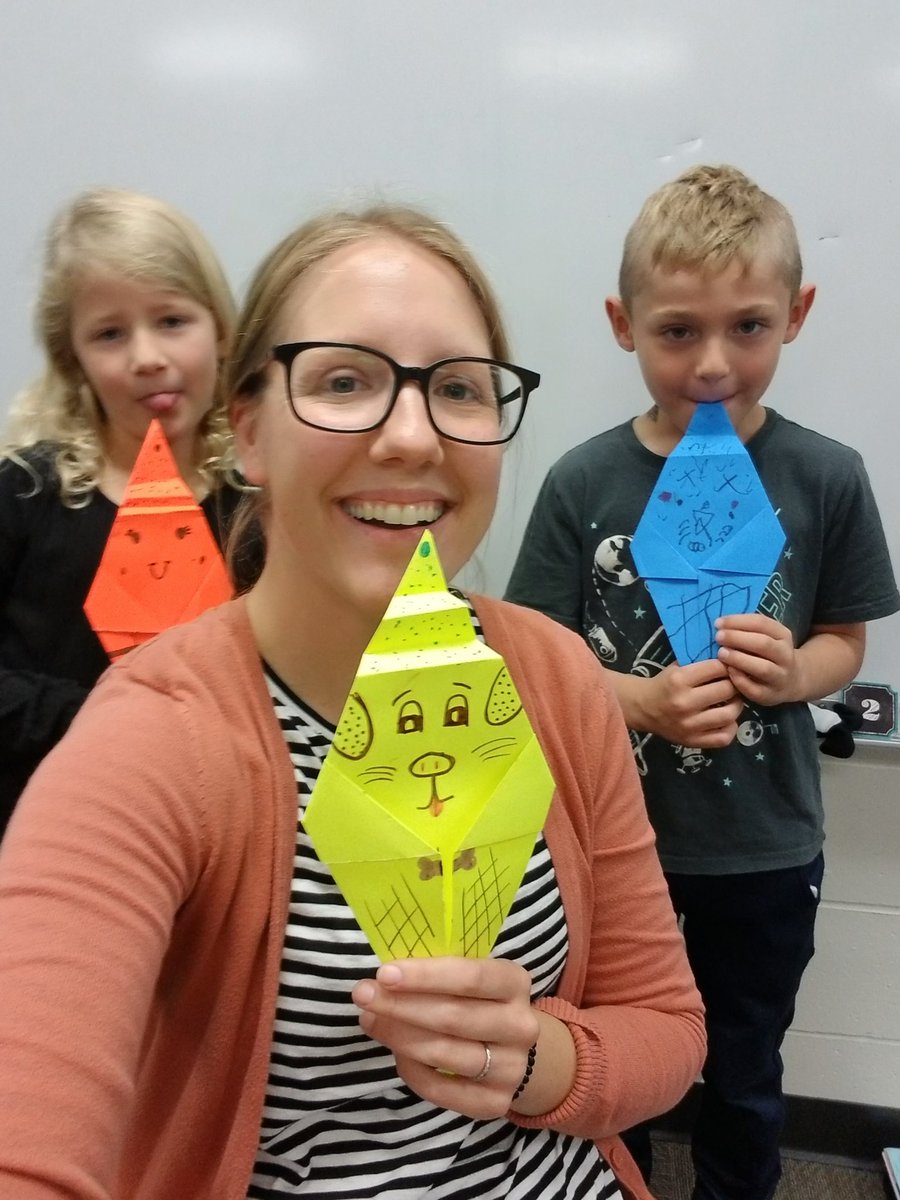 ParvisPals's tweet photo. So you're telling me that I can teach emotions management AND make origami ice cream cones!? Deal. #LME #MontiMagic https://t.co/SdHMcxsjN8
