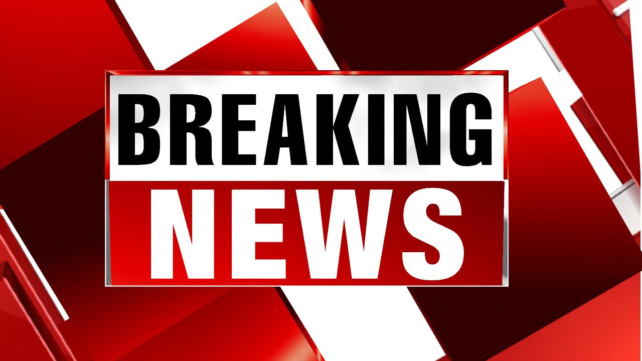 BREAKING : खाई में गिरी बस, सात लोगों की मौत BREAKING : खाई में गिरी बस, सात लोगों की मौत