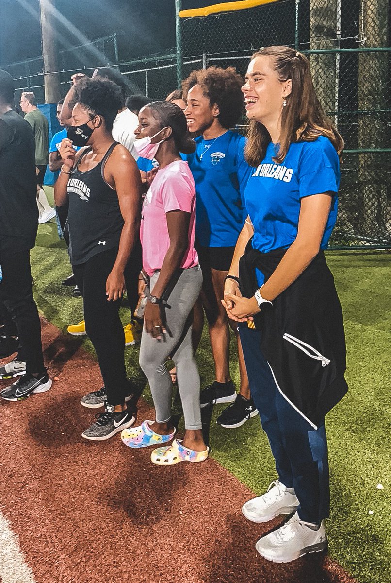 PrivateersTFXC's tweet photo. A little bit of Friday Night Lights with @sonofasaintorg 🏈

@UNOPrivateers | #NOLAsTeam⚔️ https://t.co/cPc8iqtmM8