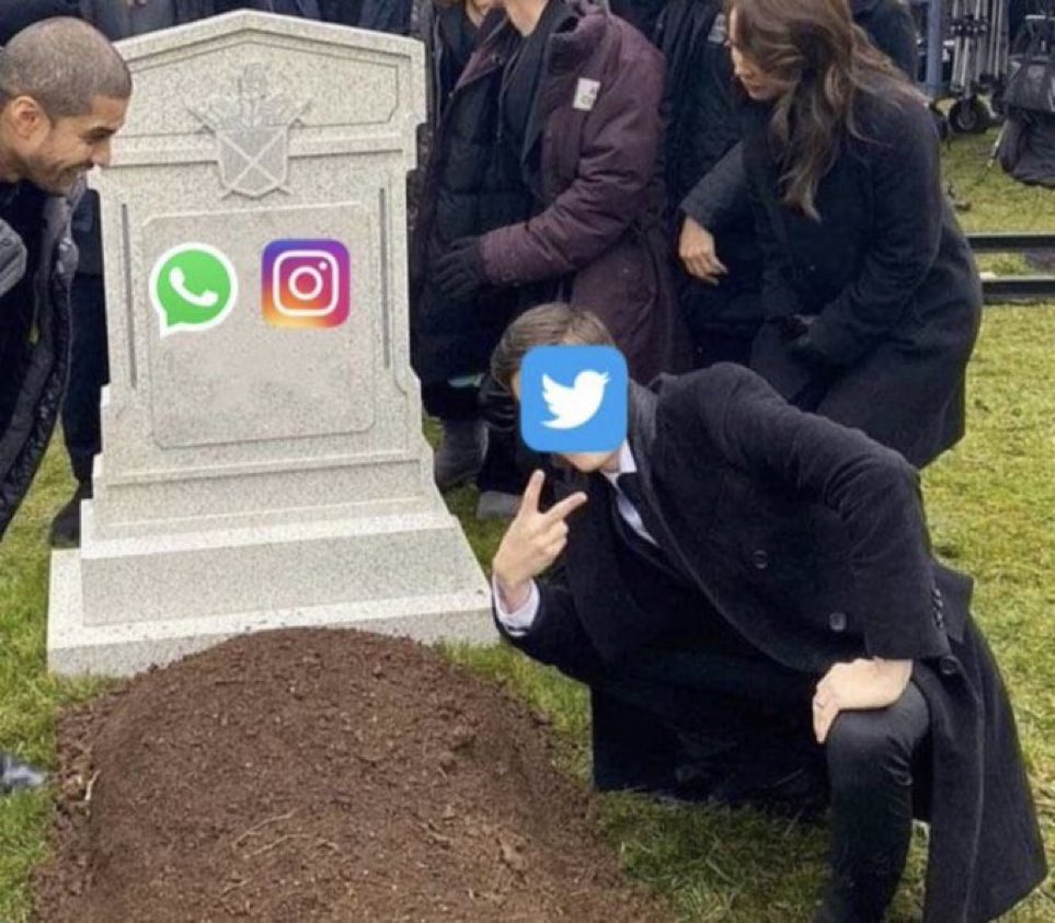 hashhunter8's tweet image. Twitter After Hearing Death Of Mark Zuckerberg. 

#WhatsappDown