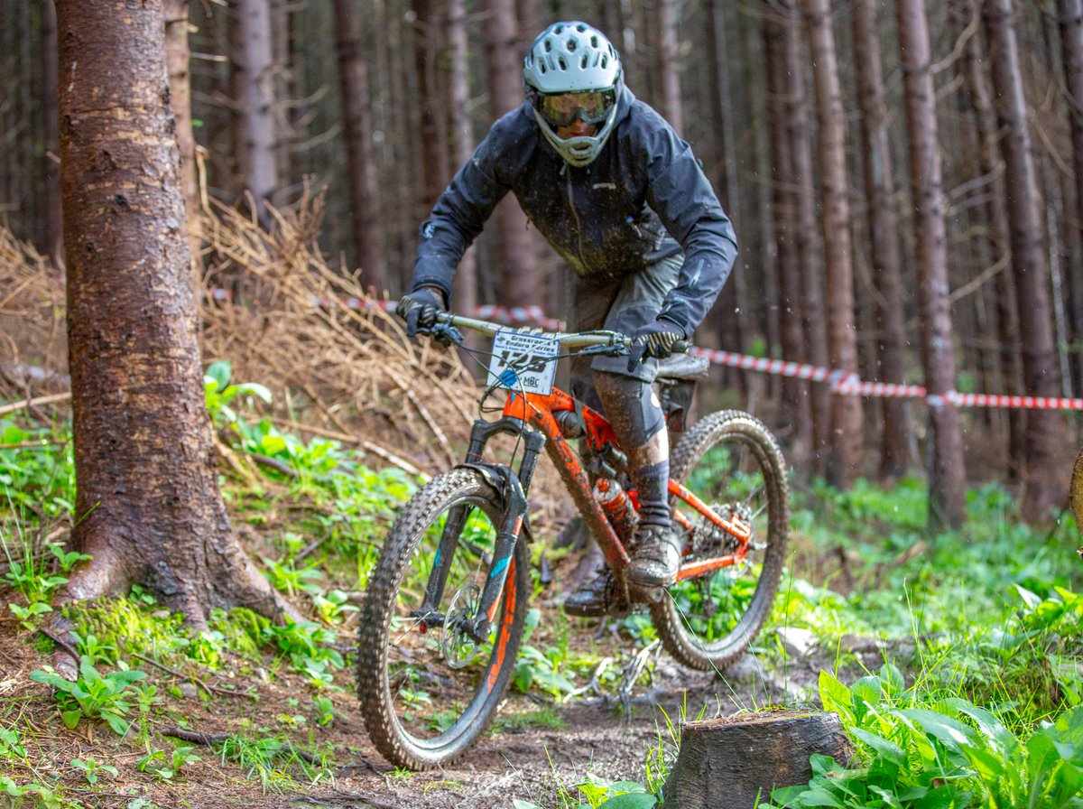 smcattack1's tweet image. Racing in the mud. Keeper Hill.