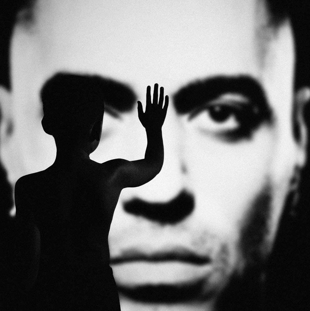 Cinque platini, vi ho già doppiati
Vorrei ridoppiarvi alla Fabio Celenza…

Persona è cinque volte platino. 

(Volevamo dirlo anche su Instagram ma è tutto bloccato, così come WhatsApp e Facebook)

<a href="/FIMI_IT/">FIMI</a> , tra quanto gli altri cinque?
<a href="/marracash/">MARRACASH</a>