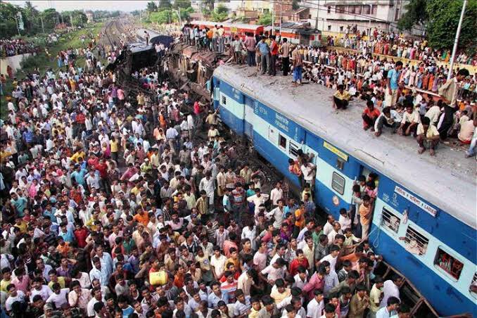 Nawazishkhan93's tweet photo. Twitter users Right now #serverdown https://t.co/7yWuVkphTA
