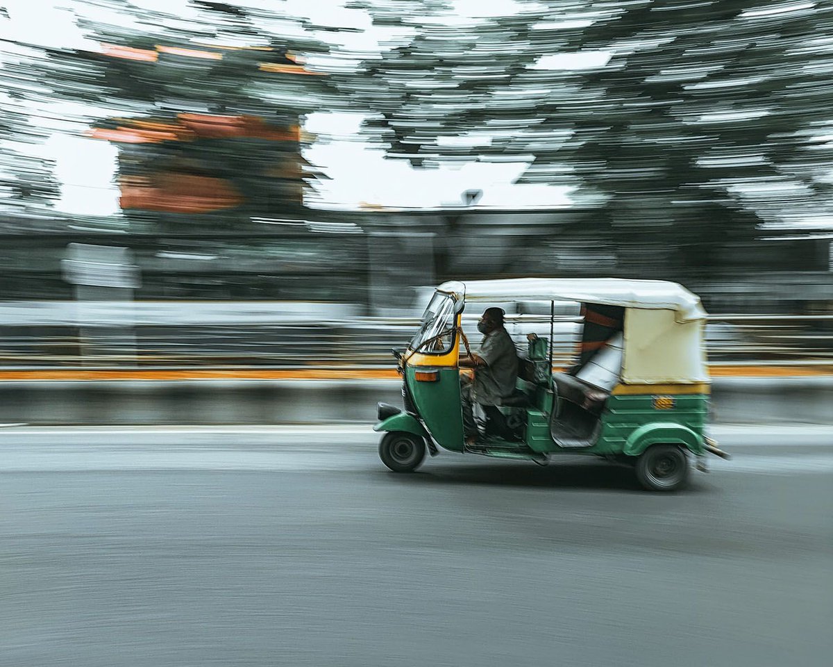 pukkatoronto's tweet photo. No need to sit in traffic to pick up dinner - we’ll zip your meal straight to your door!
Check our website for our delivery zone: https://t.co/EJeb3sLfG2
 
#stclairwest #torontofoodie #indianfoodtoronto #tastethesix #yyzeats #tofood #deliverytoronto #deliveryTO #torontodelivery https://t.co/erji9jBg3X